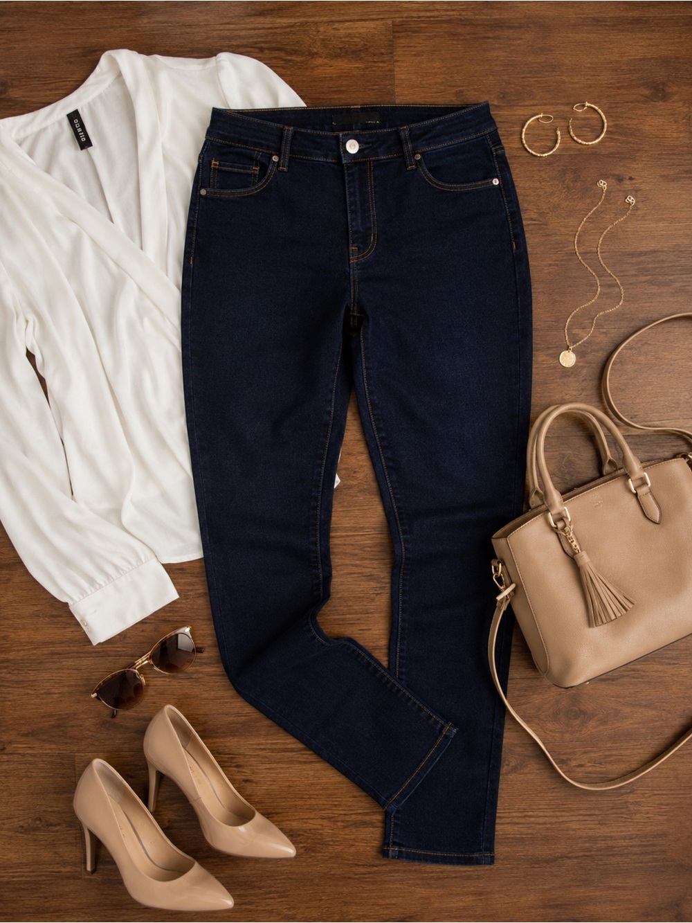 BNWT Levi's Plus Size 20 Women's Navy Skinny leg cut, mid rise waist Denim Jeans